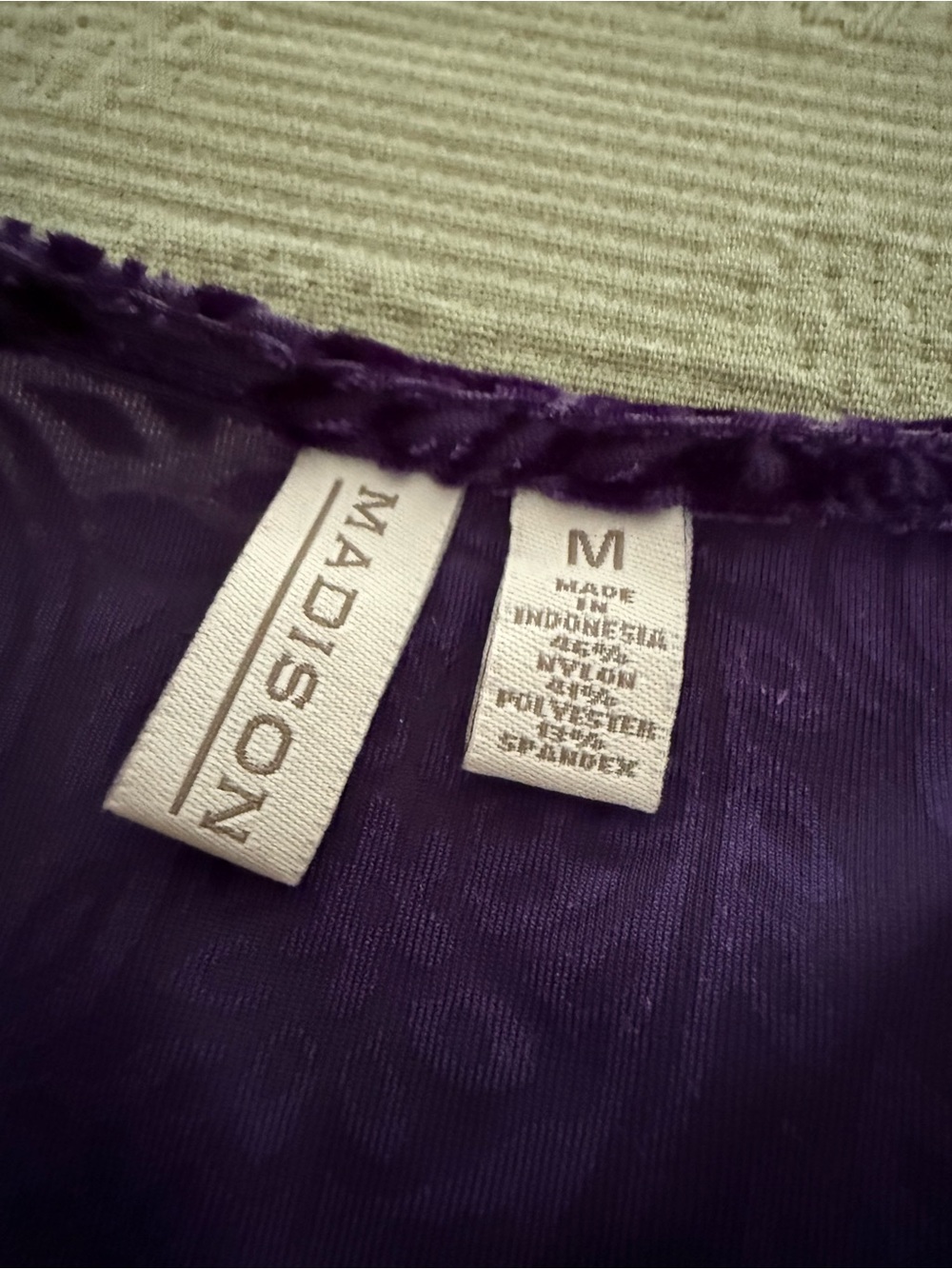 Vintage Madison Purple Velvet Burnout Paisley Cap Sleeve Top - Picture 3 of 5